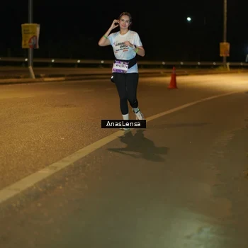 Runner Photo 7704114
