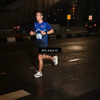 Runner Photo 7704121
