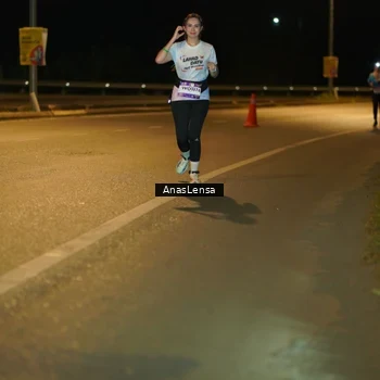 Runner Photo 7704123