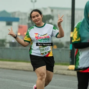 Runner Photo 7704127