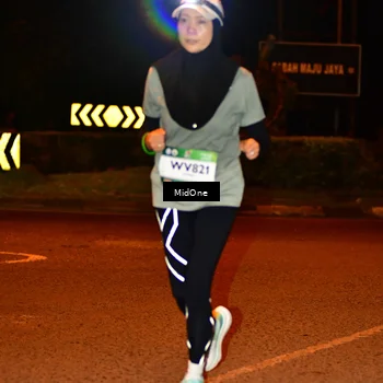 Runner Photo 7704140