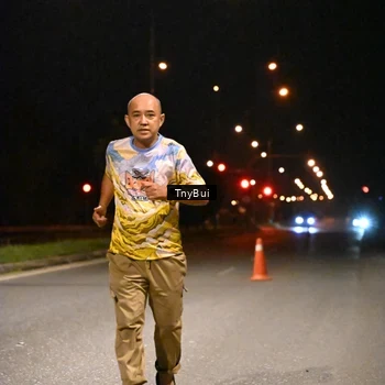 Runner Photo 7704171