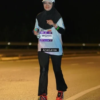 Runner Photo 7704188
