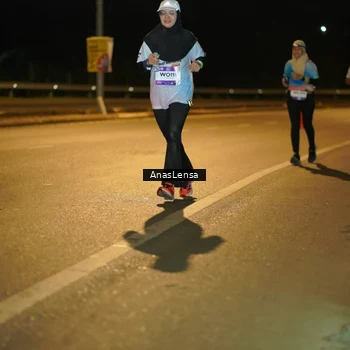 Runner Photo 7704190