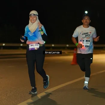 Runner Photo 7704205
