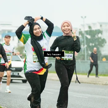 Runner Photo 7704207