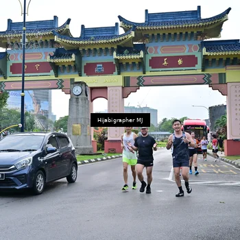 Runner Photo 7704222
