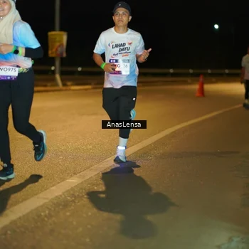 Runner Photo 7704225