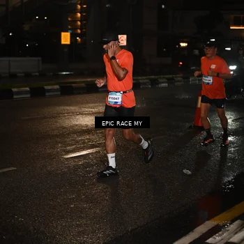 Runner Photo 7704226