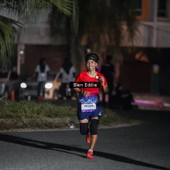 Runner Photo 7704242