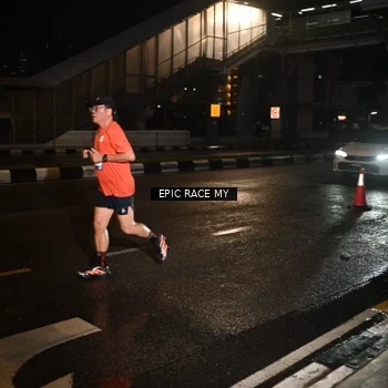 Runner Photo 7704250