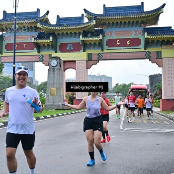 Runner Photo 7704261