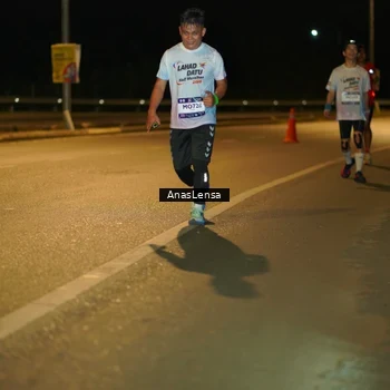 Runner Photo 7704269