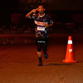Runner Photo 7704272