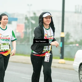 Runner Photo 7704278
