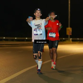 Runner Photo 7704295