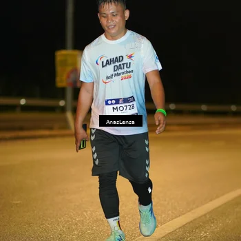 Runner Photo 7704296