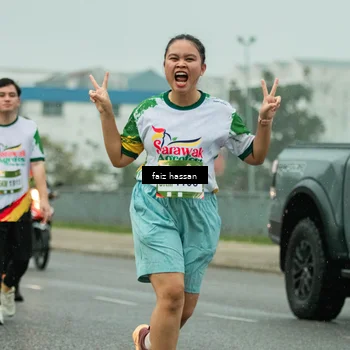 Runner Photo 7704299