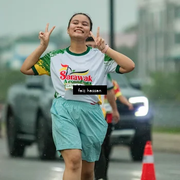 Runner Photo 7704306