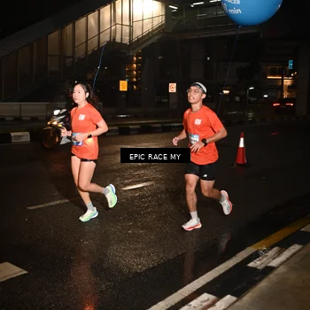 Runner Photo 7704315