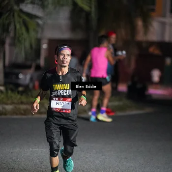 Runner Photo 7704319