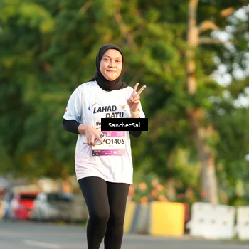 Runner Photo 7704323