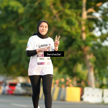 Runner Photo 7704326