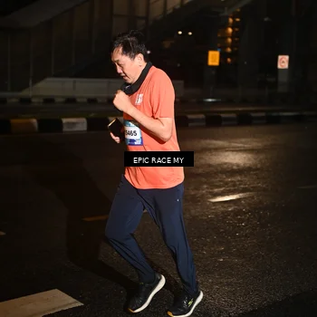 Runner Photo 7704334
