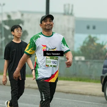 Runner Photo 7704337