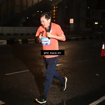 Runner Photo 7704350