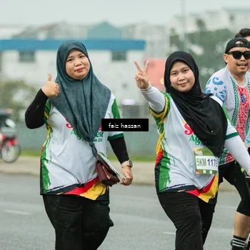 Runner Photo 7704365