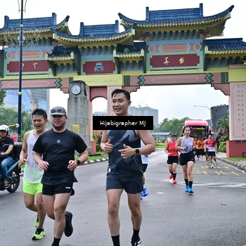 Runner Photo 7704372