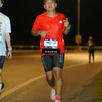 Runner Photo 7704401