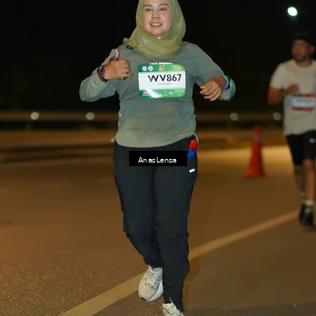 Runner Photo 7704428