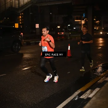 Runner Photo 7704429