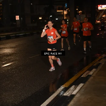 Runner Photo 7704438