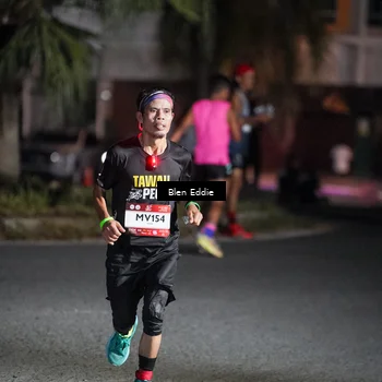 Runner Photo 7704440