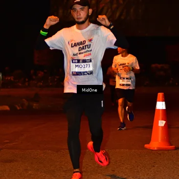 Runner Photo 7704448