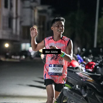 Runner Photo 7704453