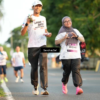 Runner Photo 7704460