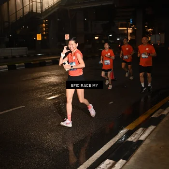 Runner Photo 7704463