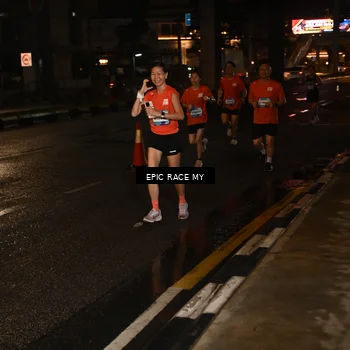 Runner Photo 7704465