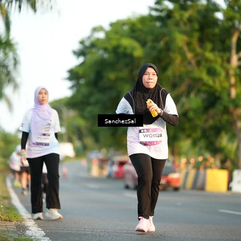 Runner Photo 7704498