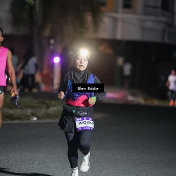 Runner Photo 7704504