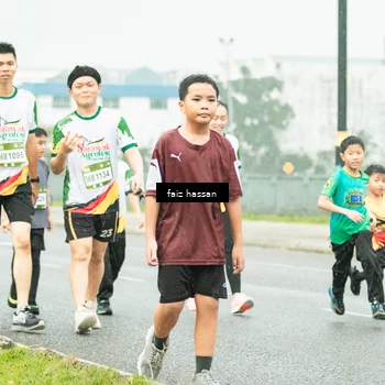 Runner Photo 7704525