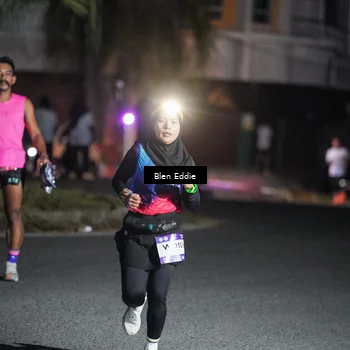 Runner Photo 7704541