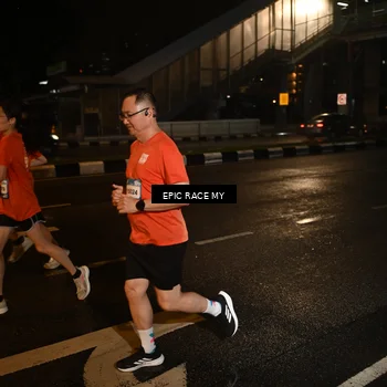 Runner Photo 7704555