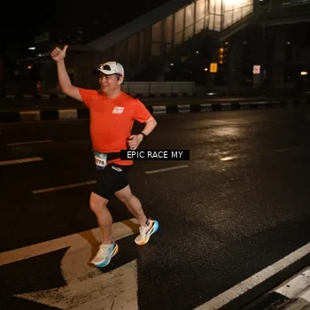 Runner Photo 7704579