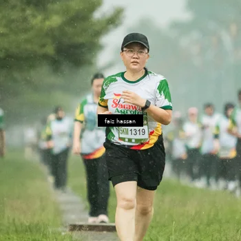 Runner Photo 7704597