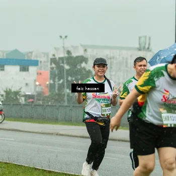 Runner Photo 7704622